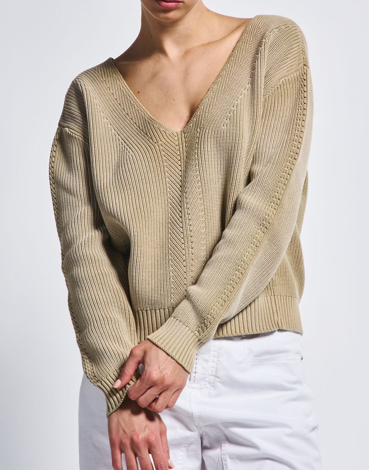 Applaud beige sweater