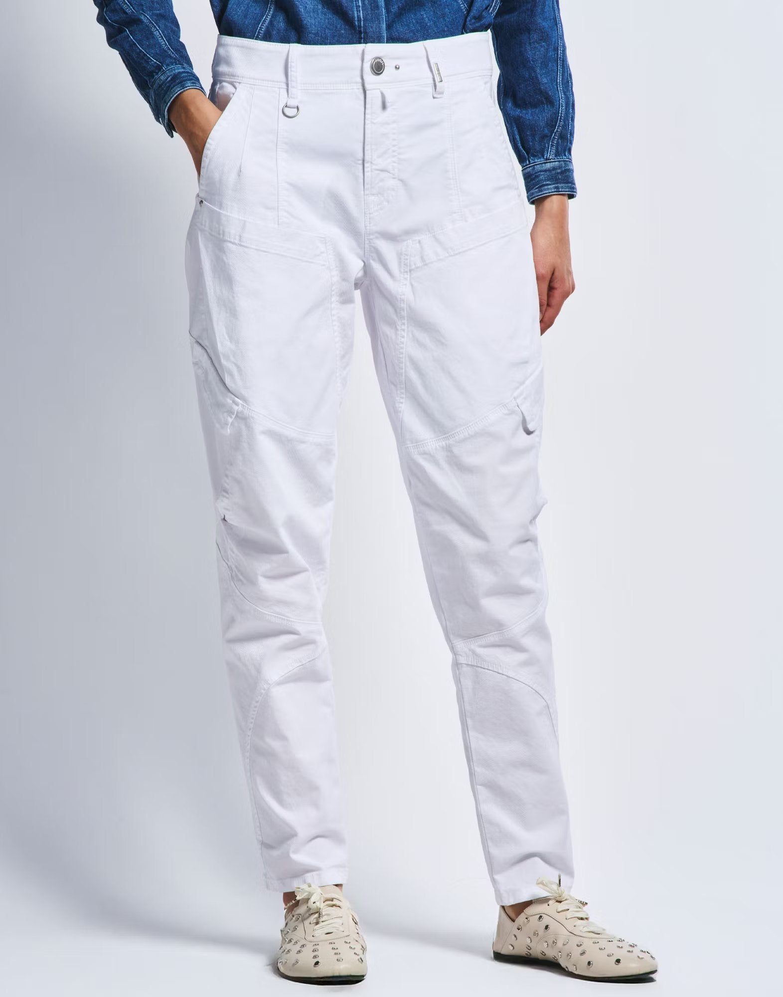 Bravery white pants