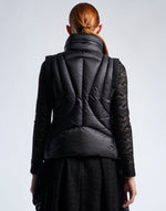 Load image into Gallery viewer, Candid black Gilet
