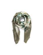 Load image into Gallery viewer, Daisy scarf
