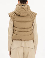 Load image into Gallery viewer, Fanny beige vest
