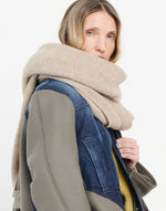 Load image into Gallery viewer, Frosty beige scarf
