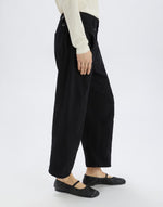 Load image into Gallery viewer, Furore black trousers
