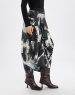 Load image into Gallery viewer, Geek skirt
