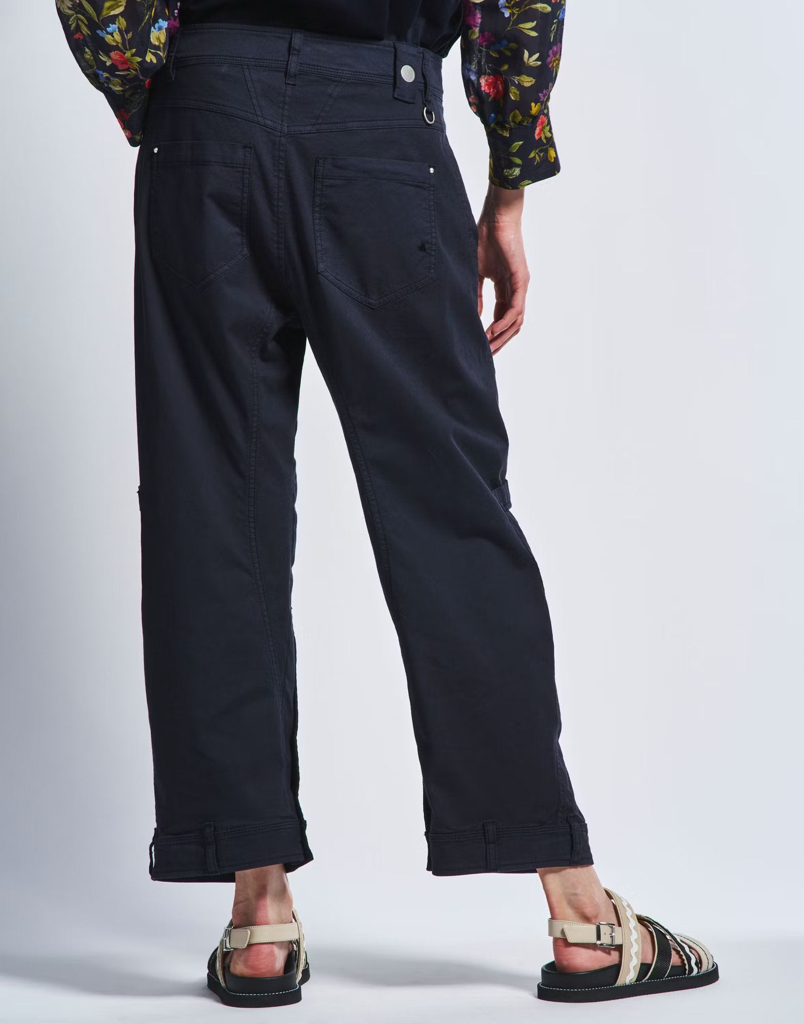 Hasten navy pants