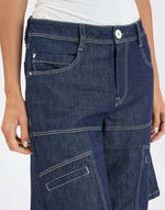 Load image into Gallery viewer, Hitcher denim bermuda shorts
