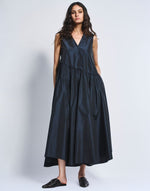 Load image into Gallery viewer, Legendary dress
