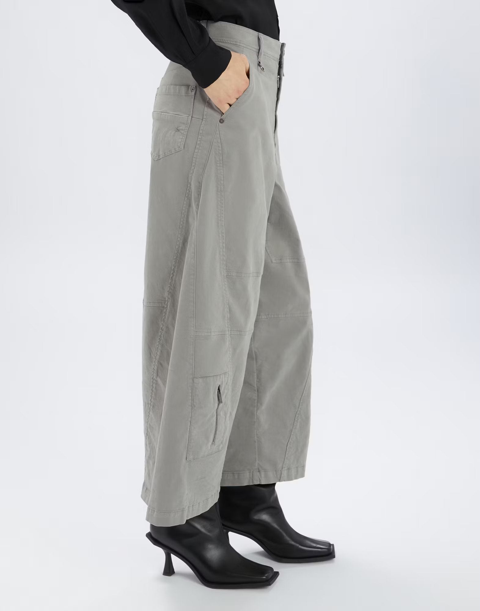Out run grey trousers