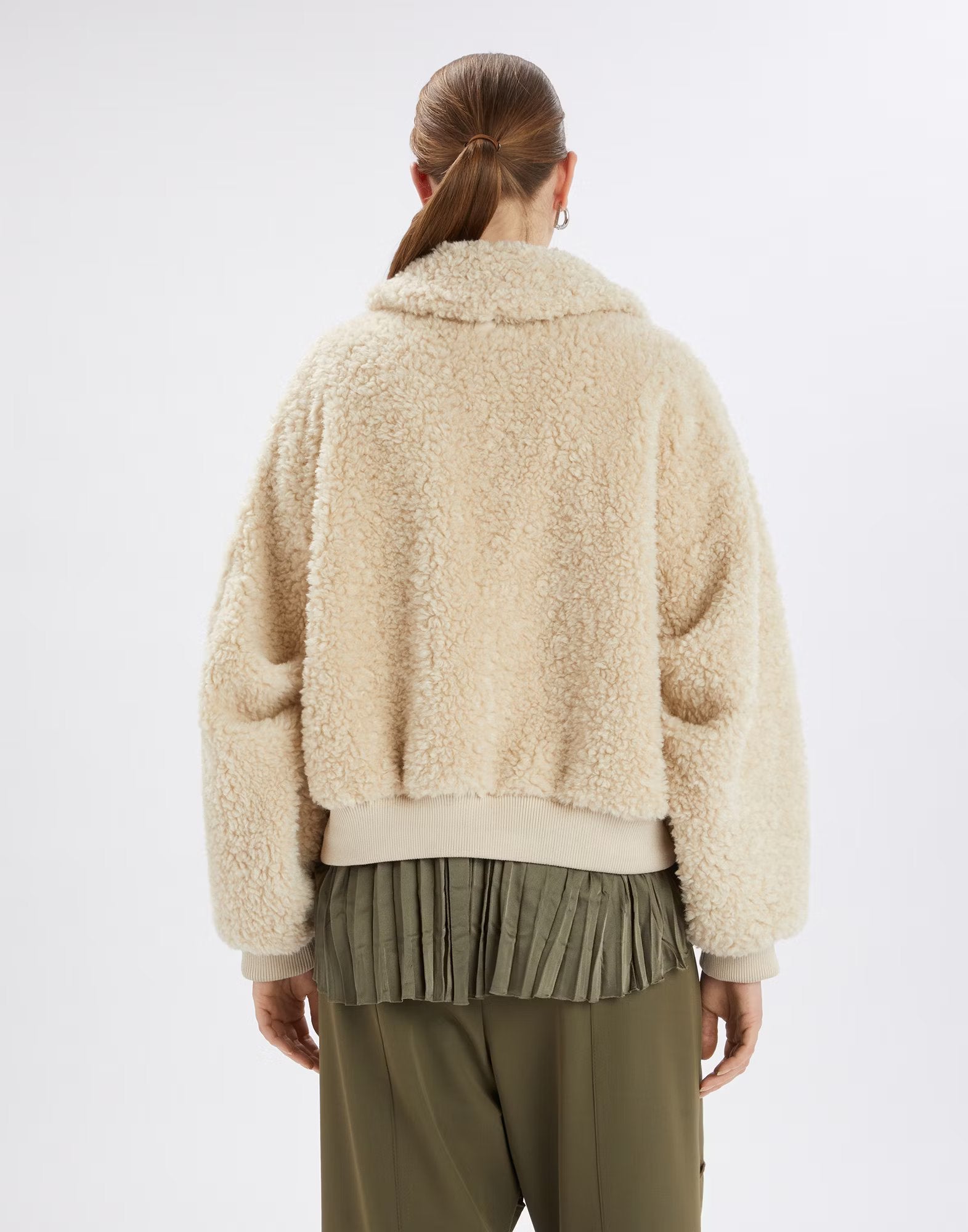 Ruler jacket