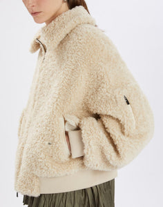 Ruler jacket