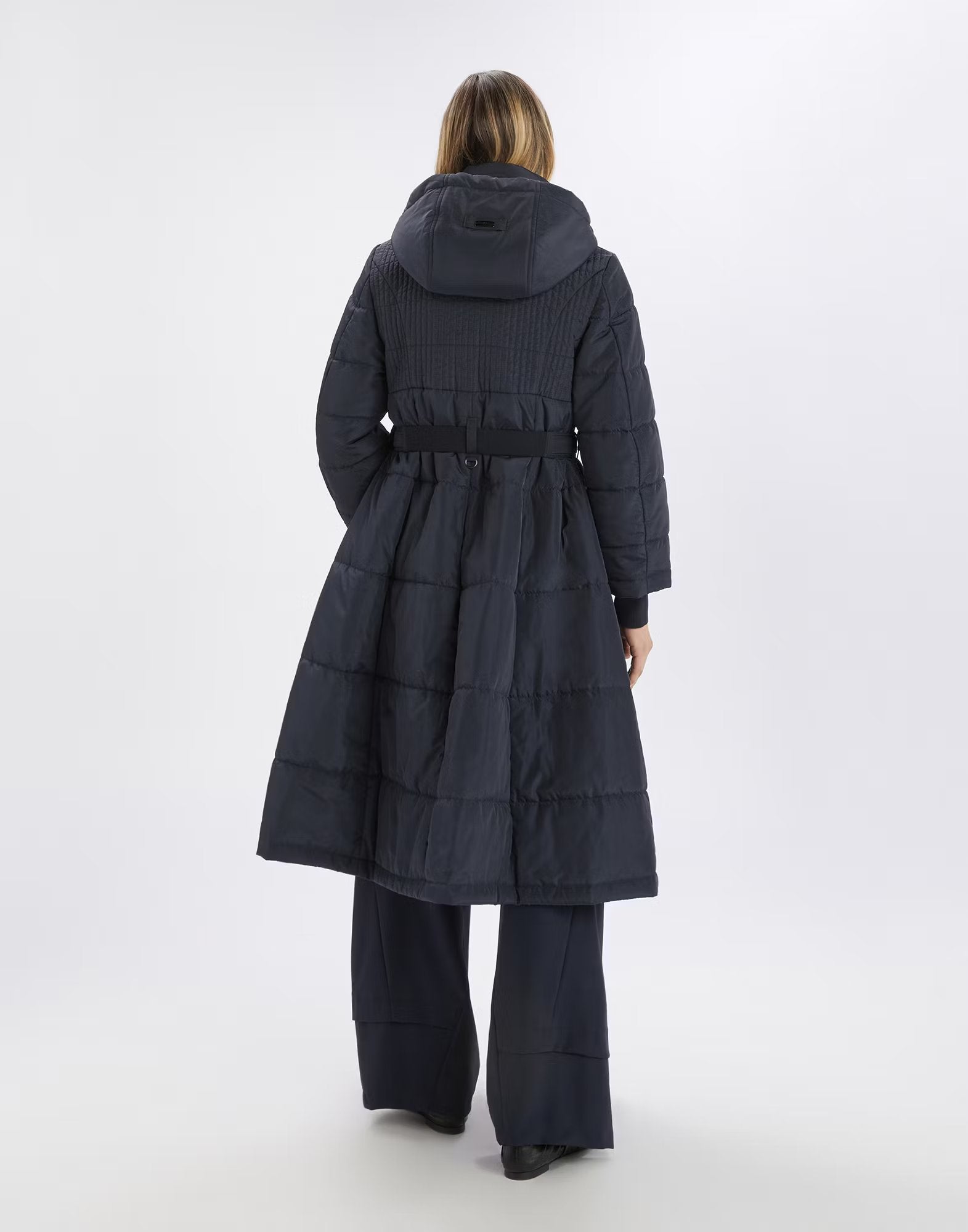 Scuttle navy coat