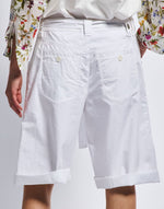 Load image into Gallery viewer, Shape-up white bermuda shorts
