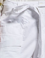 Load image into Gallery viewer, Shape-up white bermuda shorts
