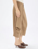 Load image into Gallery viewer, So-far bermuda shorts
