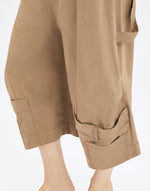 Load image into Gallery viewer, So-far bermuda shorts
