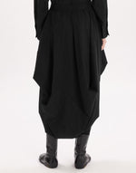 Load image into Gallery viewer, Topple black skirt
